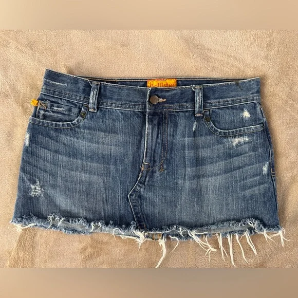 Hollister Distressed Denim Mini Skirt Blue Frayed Hem Size 5 - Picture 2 of 13
